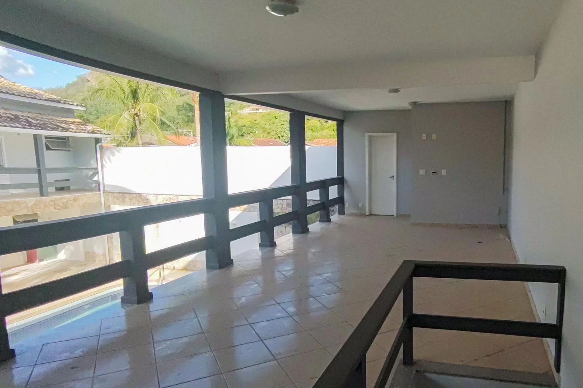 Casa mobiliada em condomínio com 6 suítes e 8 banheiros — photo 20