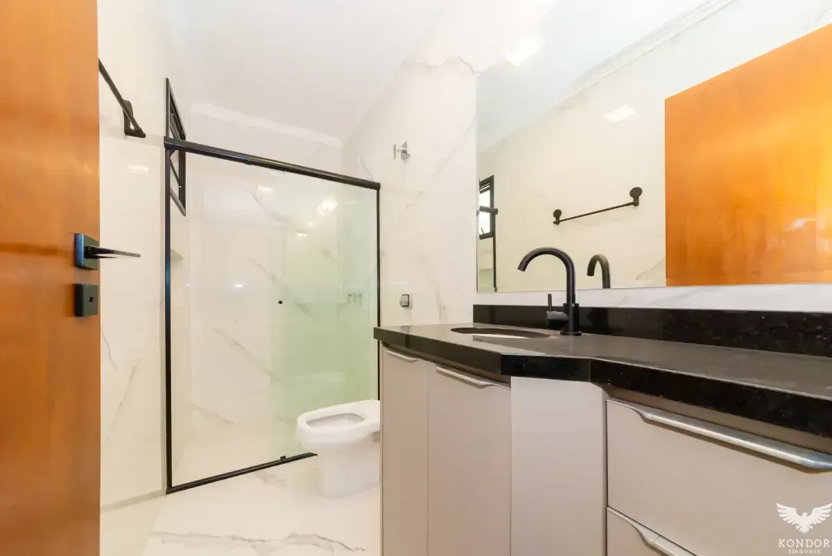 Two-story house with 230 m², 3 bedrooms and 4 baths — photo 72
