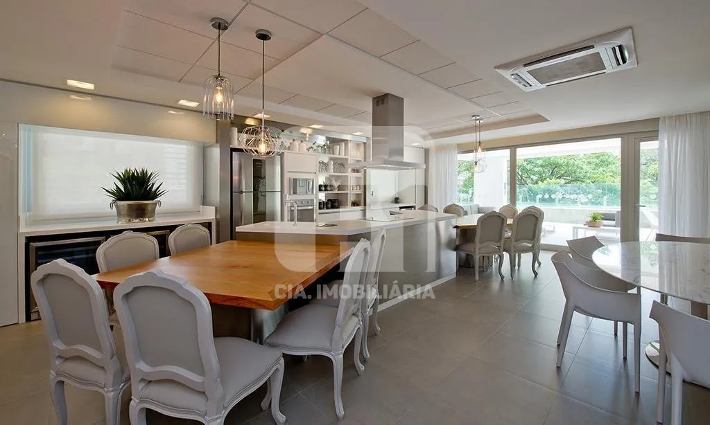 Furnished 52 m² studio with 1 bedroom and 2 baths — photo 8