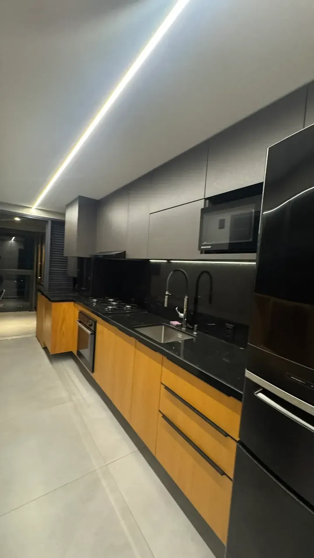 3 quartos e janelas do piso ao teto: apartamento de 100 m² — photo 12