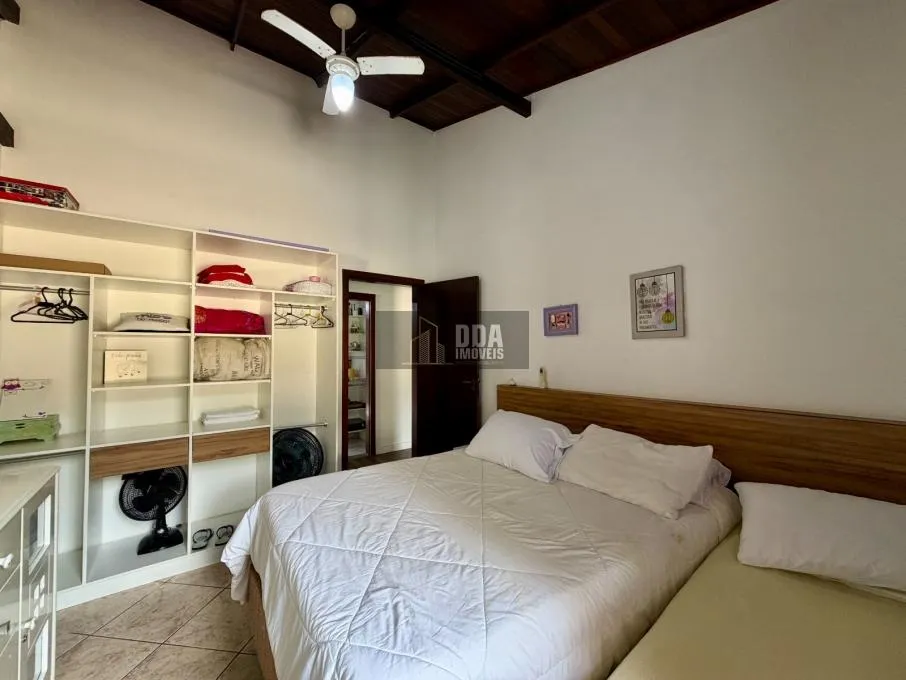 Casa para alquilar de 450 m² con 4 dormitorios — photo 25