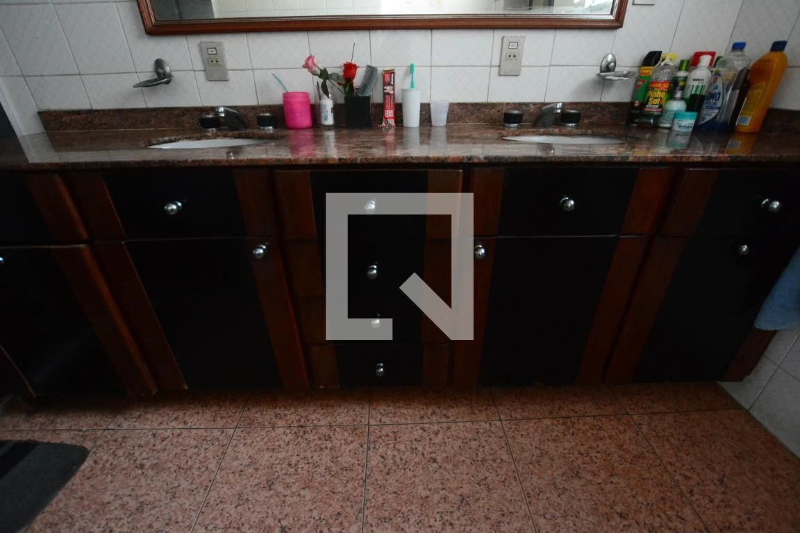 Casa amueblada con 4 dormitorios y jardín privado — photo 35