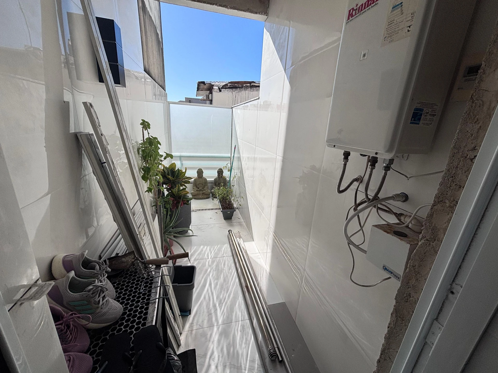 Apartamento mobiliado com 4 quartos e 4 banheiros — photo 5