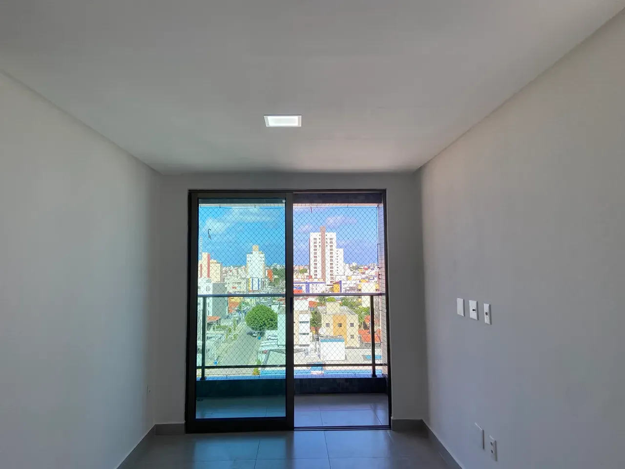 2-bedroom apartment, 1 with its own bathroom, 60 m² — photo 14