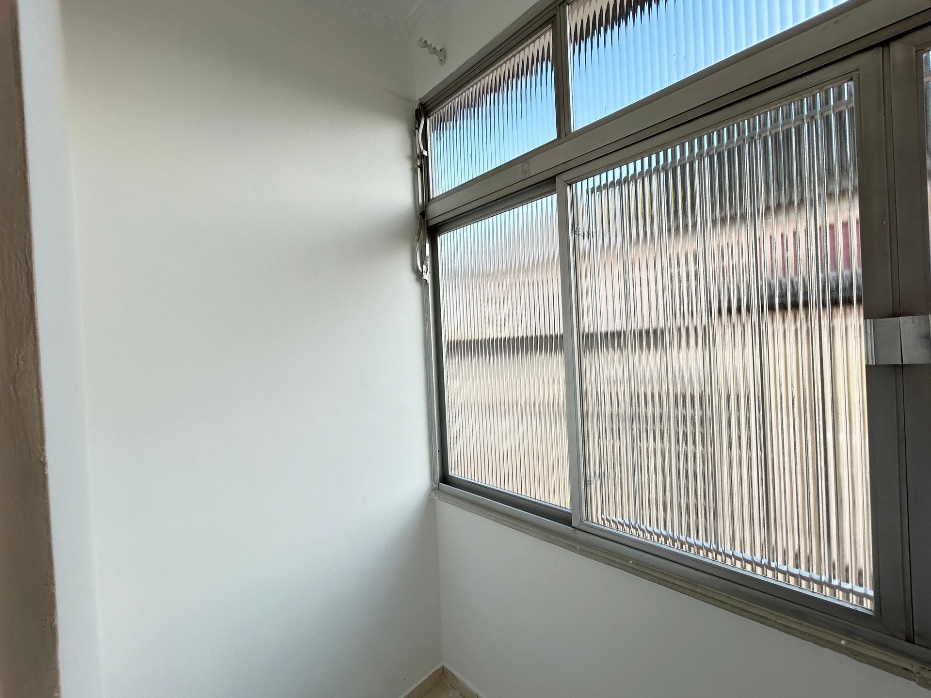 Apartment, 86 m², with wood or laminate floors — photo 6