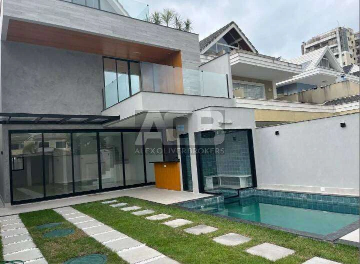 Casa de 350 m² com 3 suítes e jardim privativo — photo 16