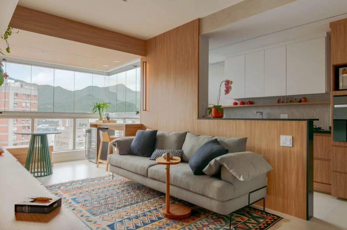 Furnished apartment, 80 m², with floor-to-ceiling windows — photo 6