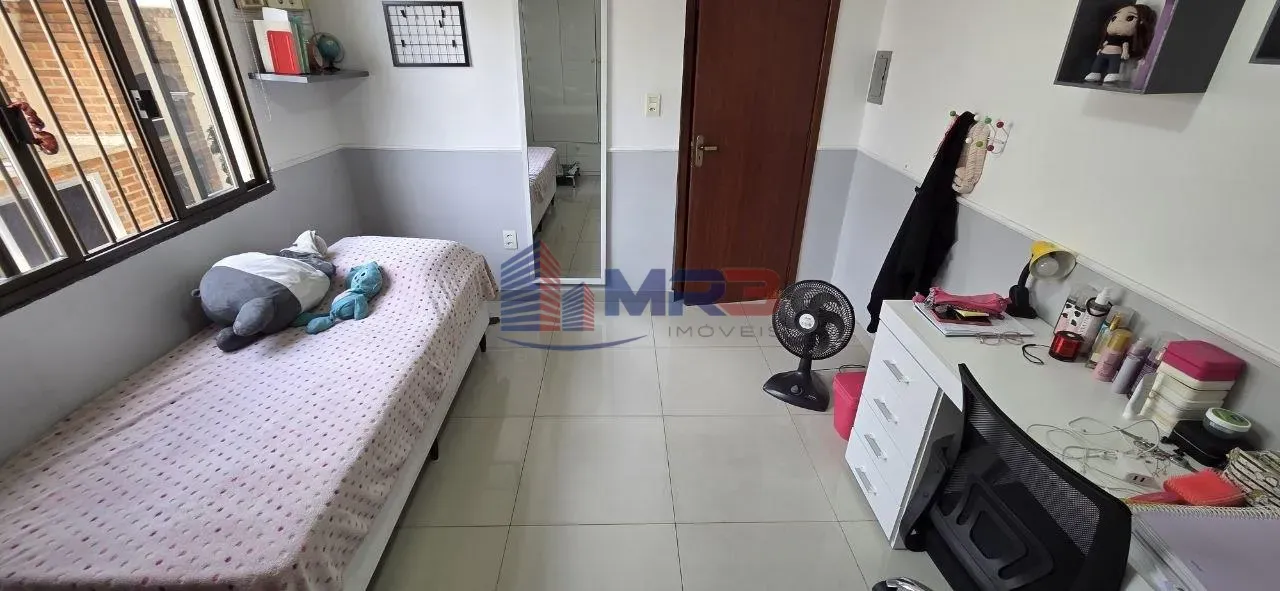 Casa duplex com varanda e 3 quartos e 197 m² — photo 35