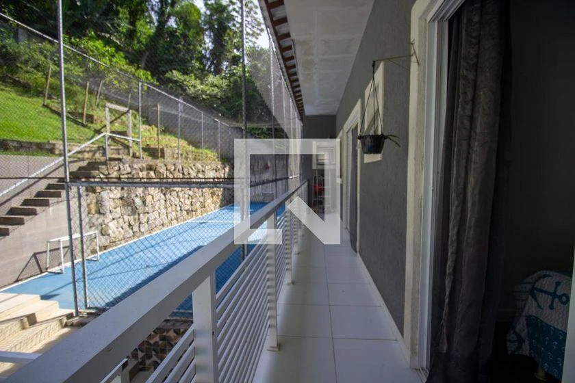 Casa para alugar com 5 quartos e varanda — photo 35