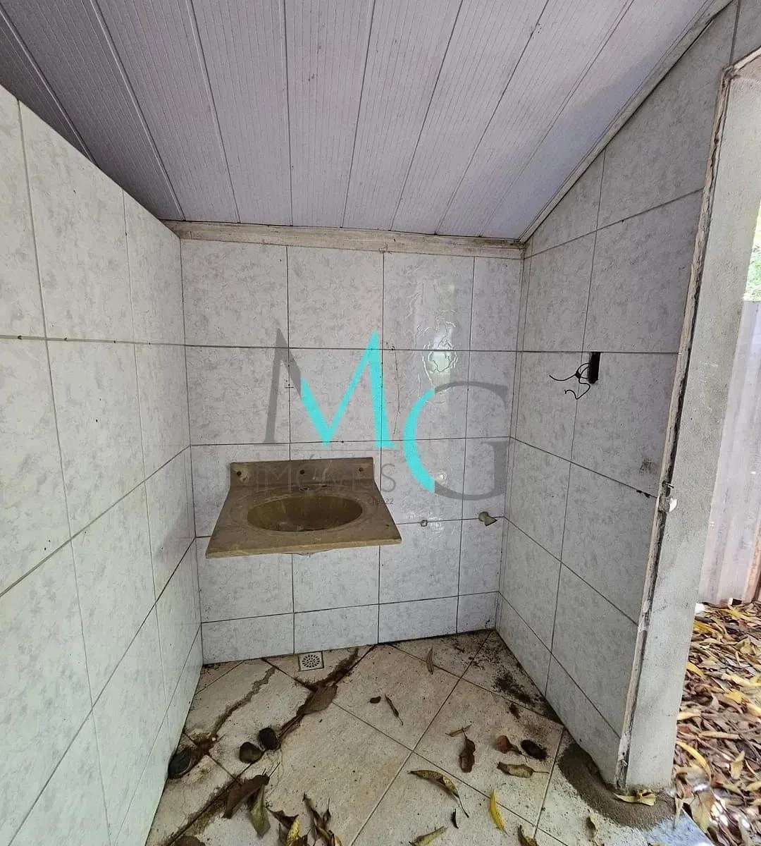 Casa ampla sem mobília com 720 m², 1 quarto e 4 banheiros — photo 22