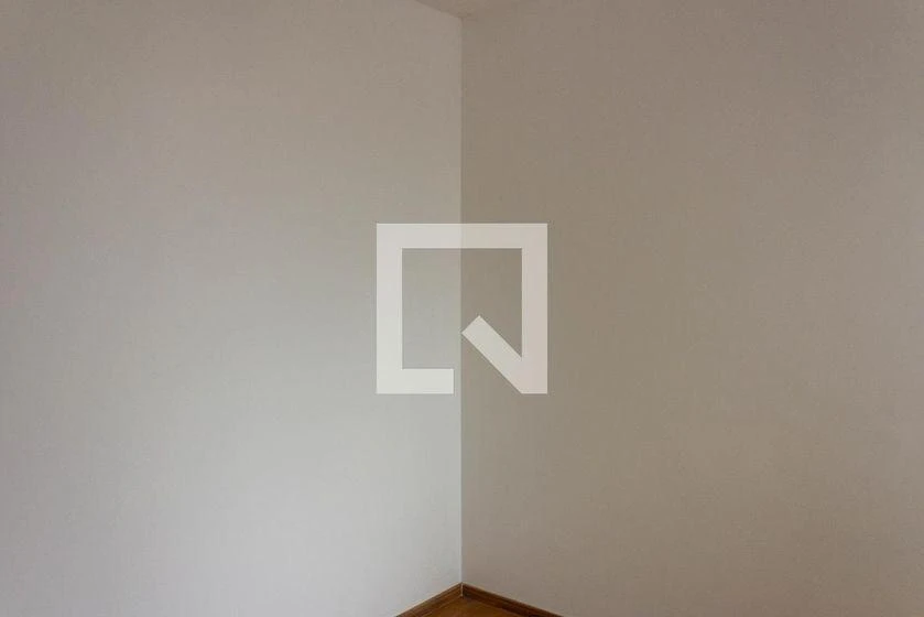 2-bedroom apartment in a building with a gym — photo 32