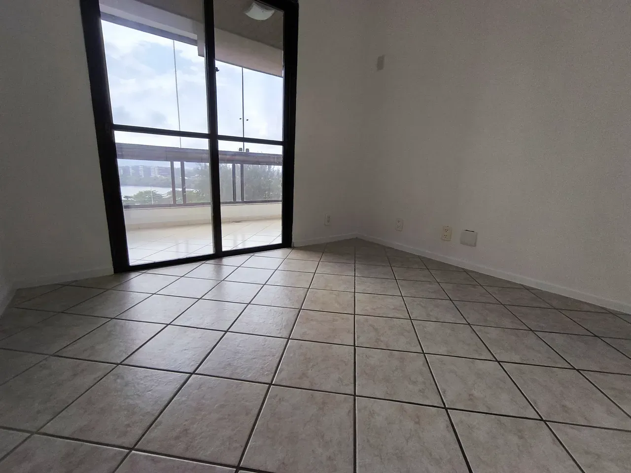 Ванна та 2 спальні: квартира 78 м² — photo 10