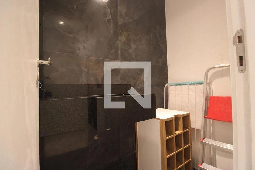 2-bedroom apartment in a building with a gym — photo 44