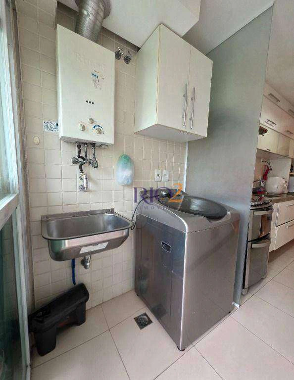 Furnished 77 m² apartment with enclosed glass balcony — photo 6