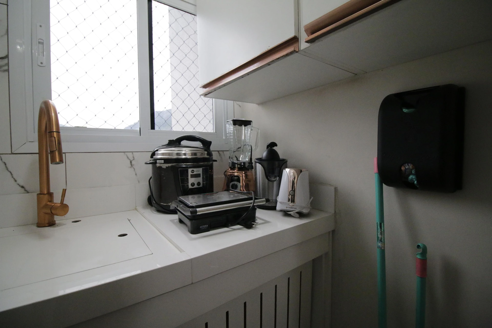 Apartamento mobiliado com 2 quartos e varanda — photo 28