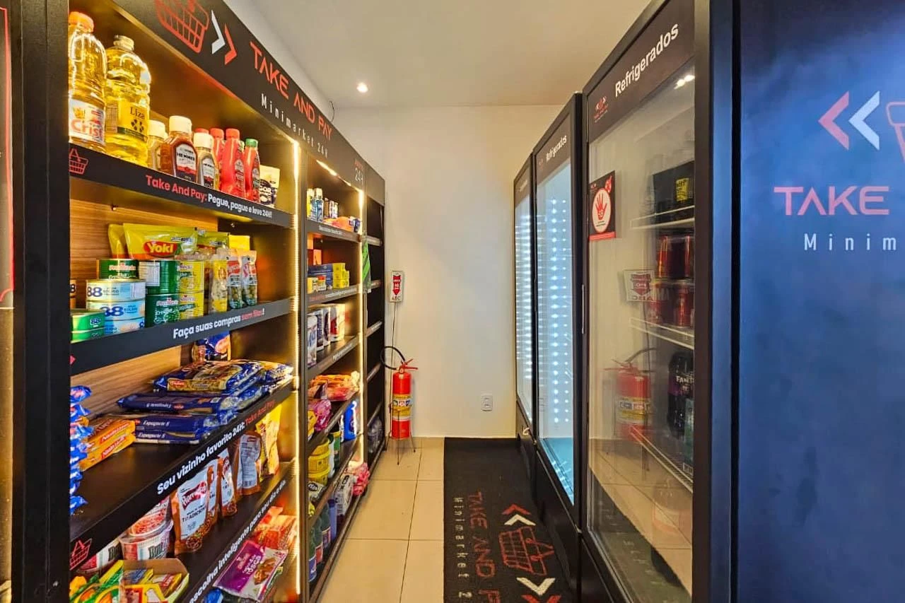 Apartamento de 2 quartos em condomínio com academia — photo 44