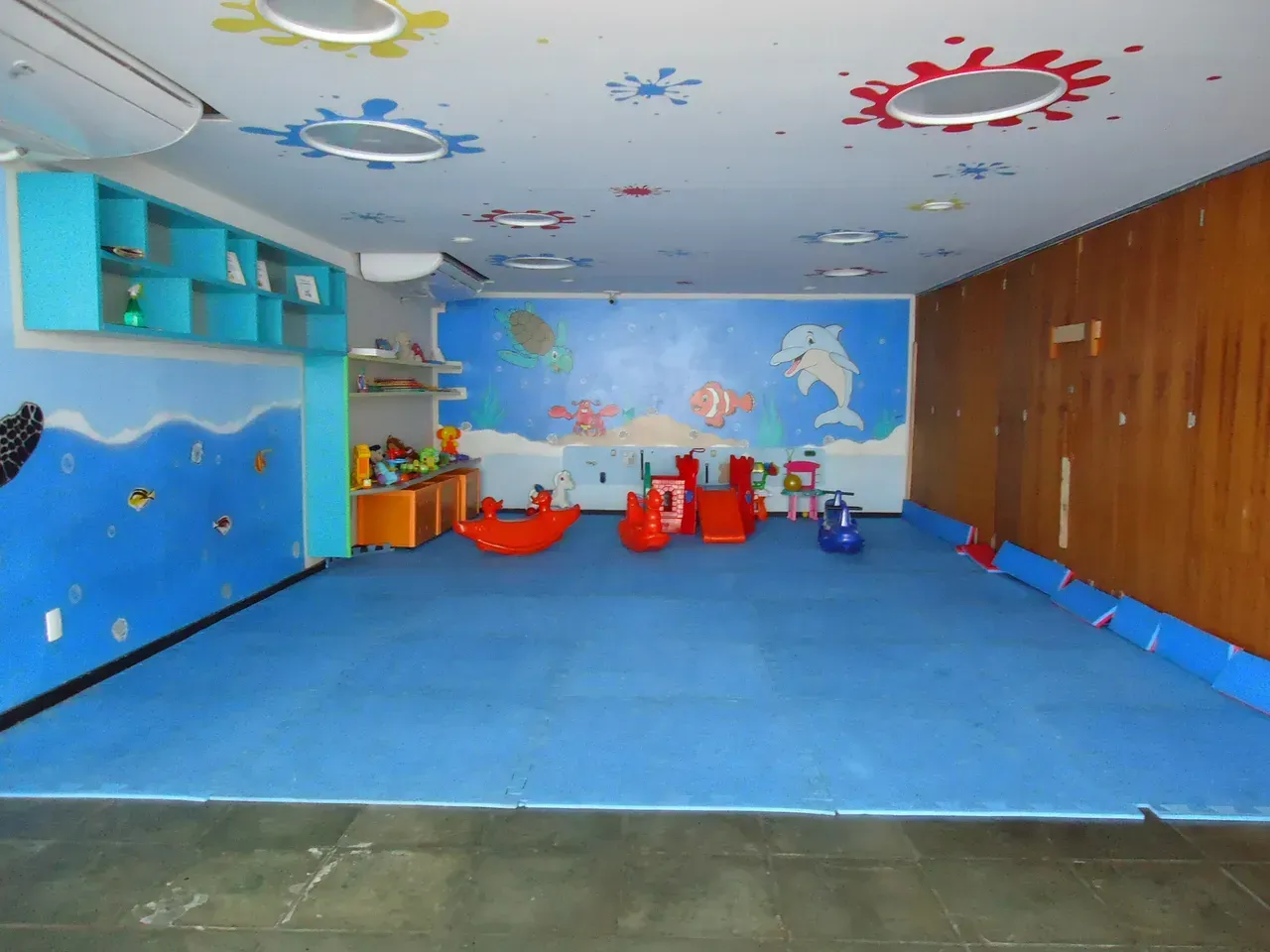 Rental apartment with 3 bedrooms and 103 m² — photo 42