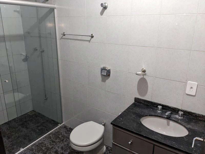 Apartment, 145 m², with wood or laminate floors — photo 10