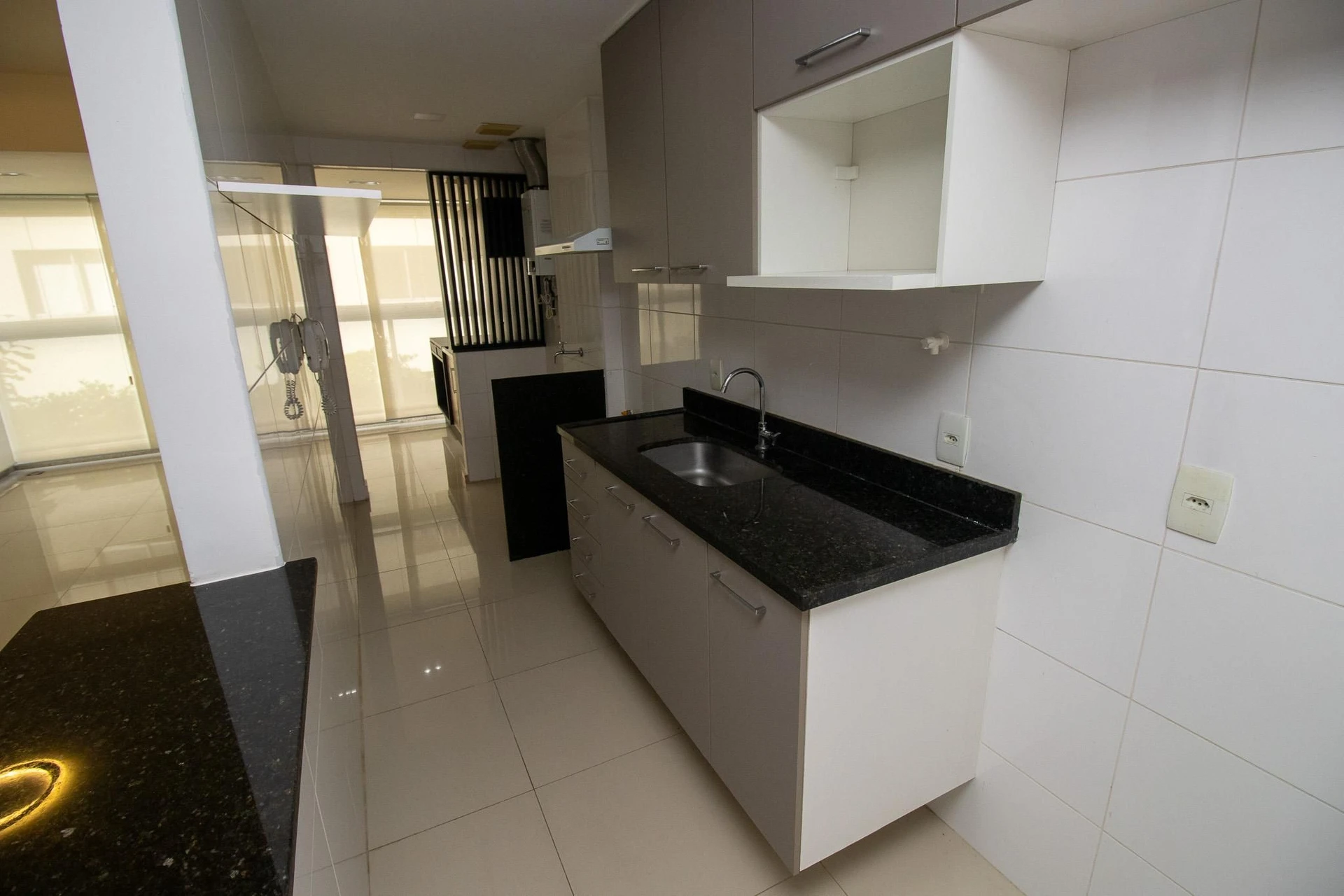Apartamento, 82 m², com varanda envidraçada — photo 30