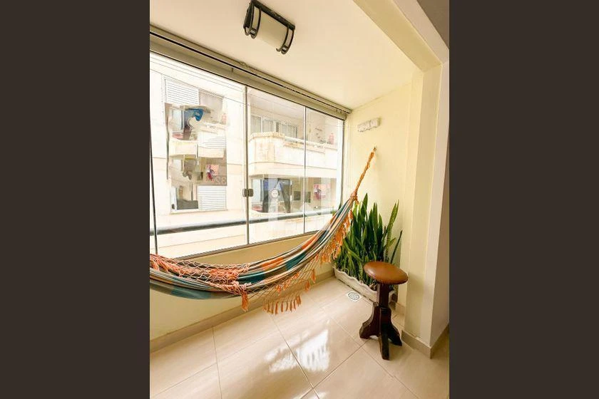 Apartamento mobiliado com 94 m² e cozinha com fogão a gás — photo 23