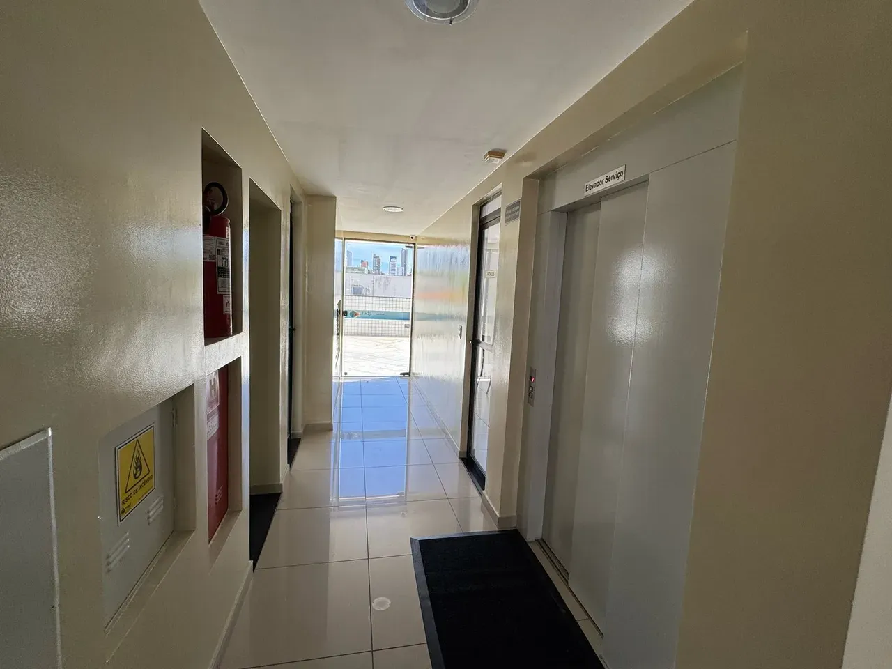 Unfurnished 100 m² apartment with 4 bedrooms and 2 en-suites — photo 27