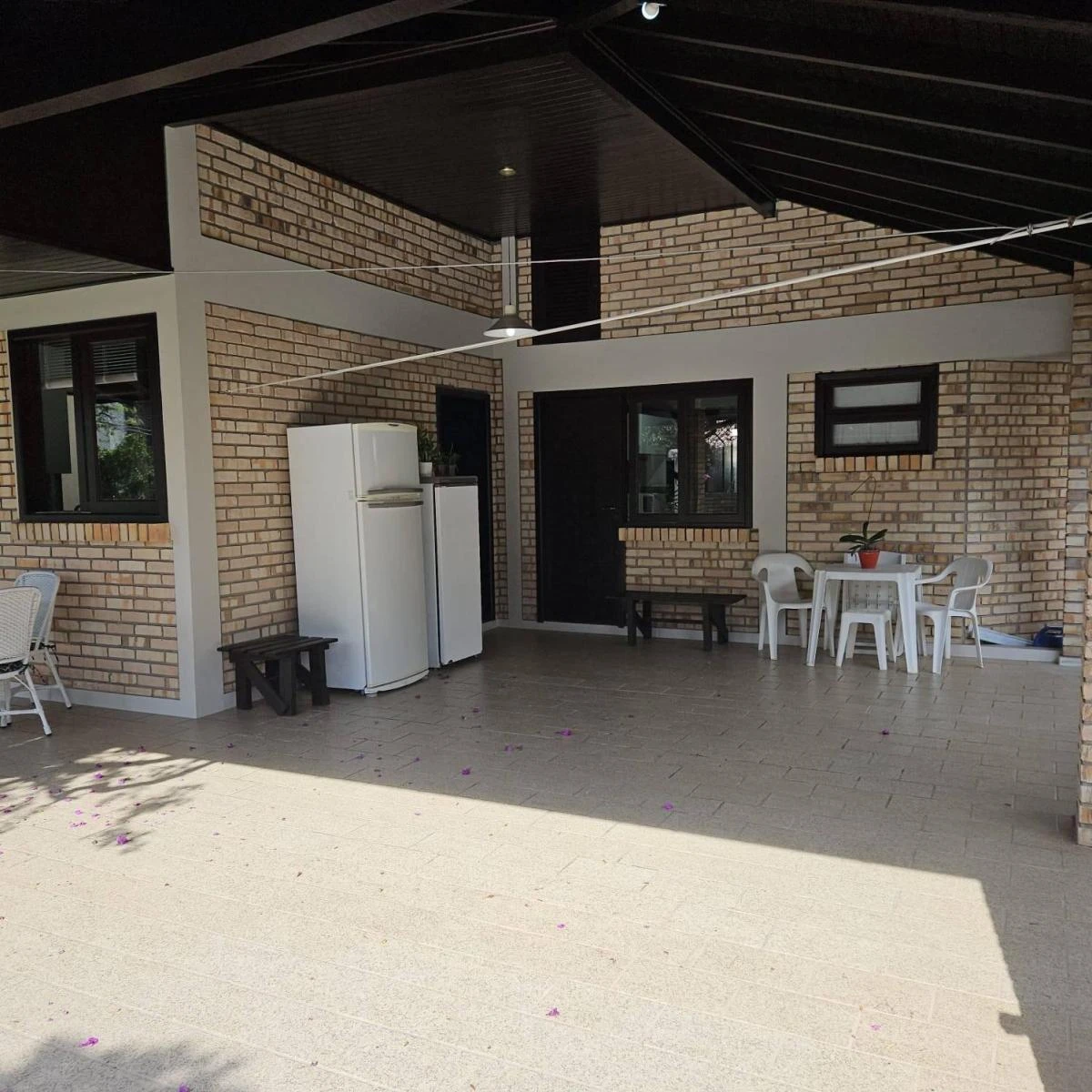 Стиральная машина и 4 спальни: дом 280 м² — photo 23