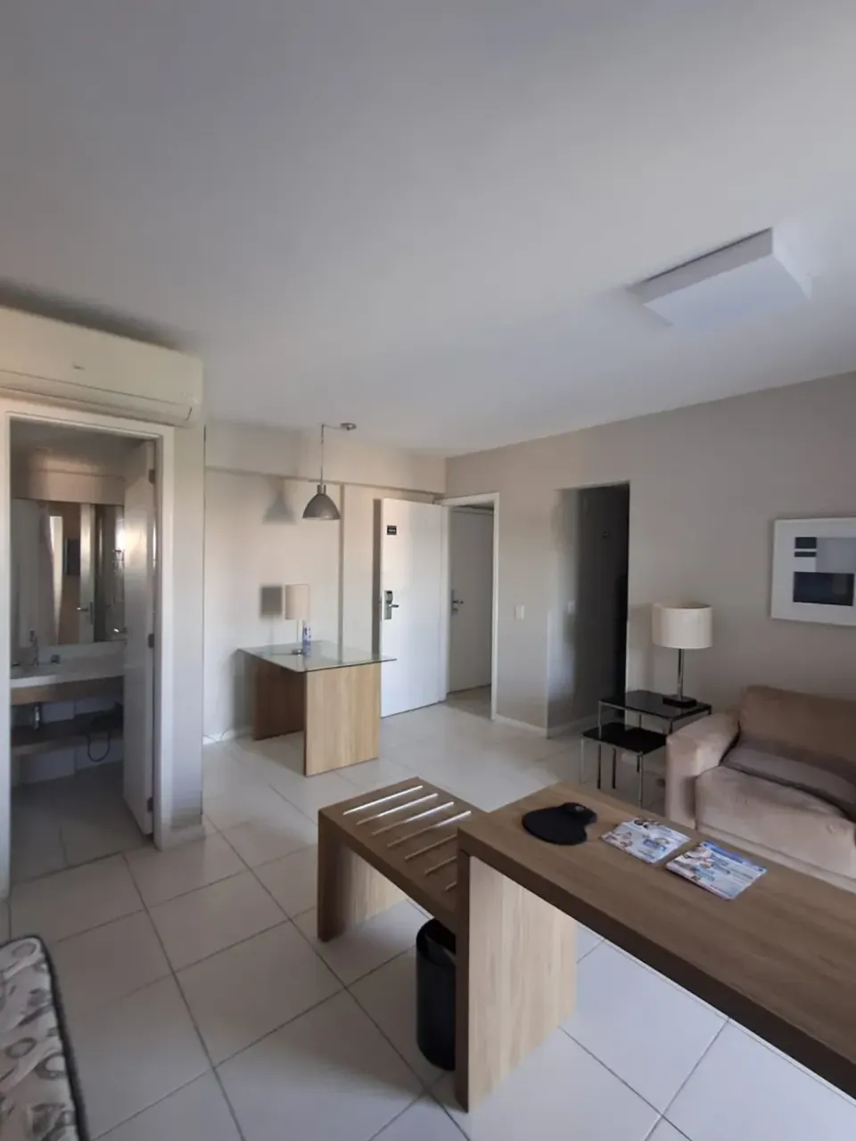 Furnished 2-bedroom apartment with 2 bathrooms — photo 12