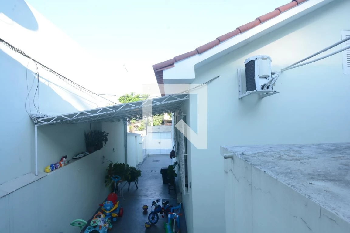 One-bedroom, 50 m² house in Rio de Janeiro — photo 30