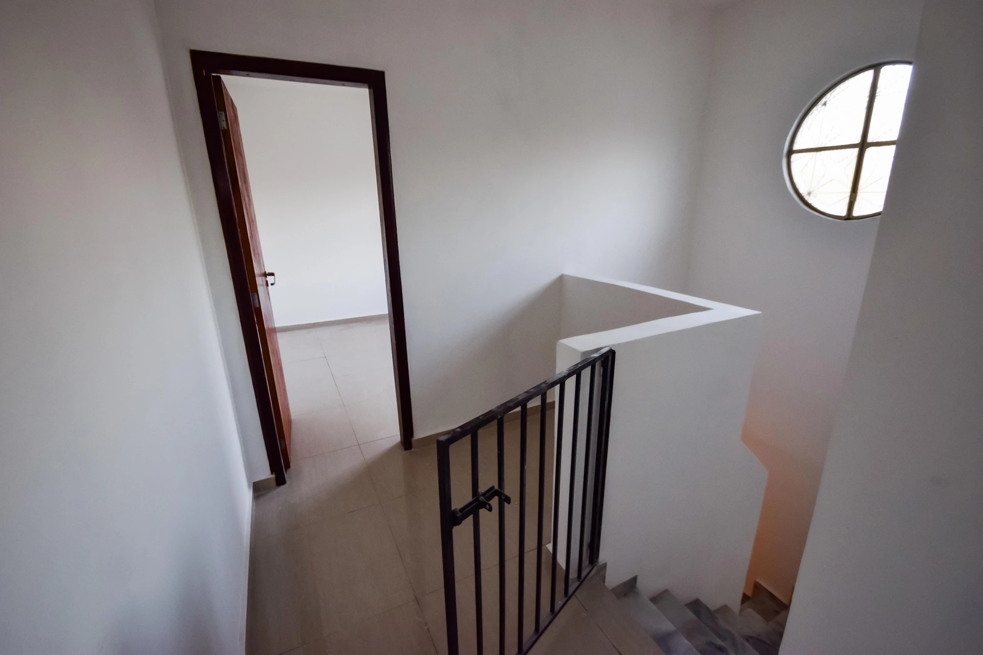 Home office in a 3-bedroom house, 100 m² — photo 55