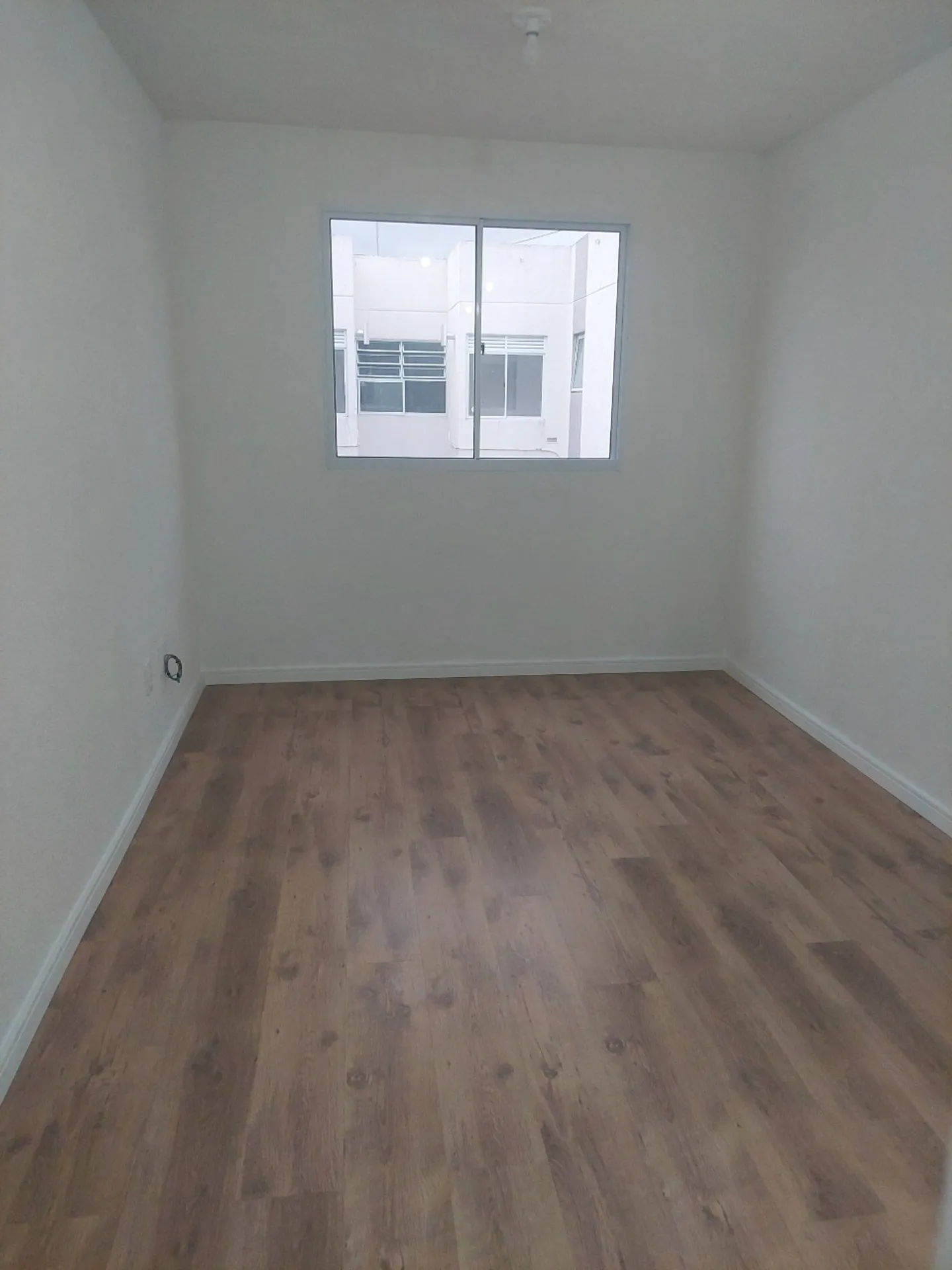 Apartamento, 40 m², com piso de madeira ou laminado — photo 6