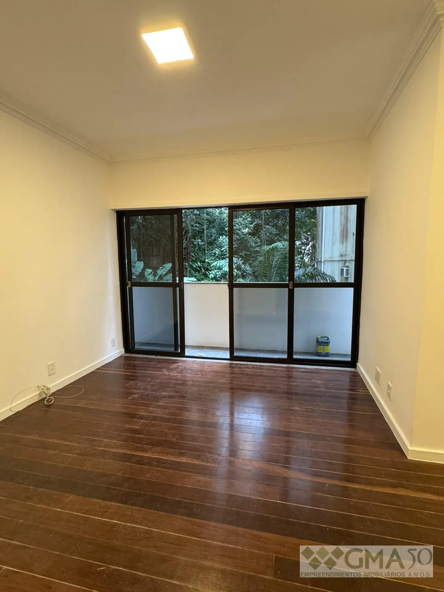 Apartment, 70 m², with wood or laminate floors — photo 15