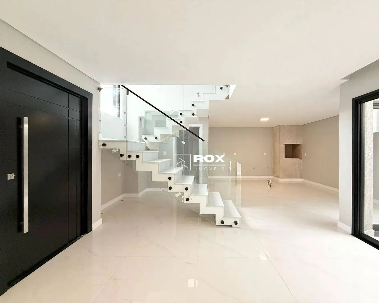 House with 3 bedrooms and 194 m² with 4 parking spots — photo 4
