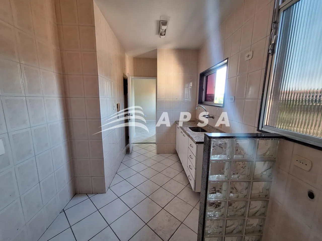 2-bedroom apartment with 1 parking space to rent — photo 8
