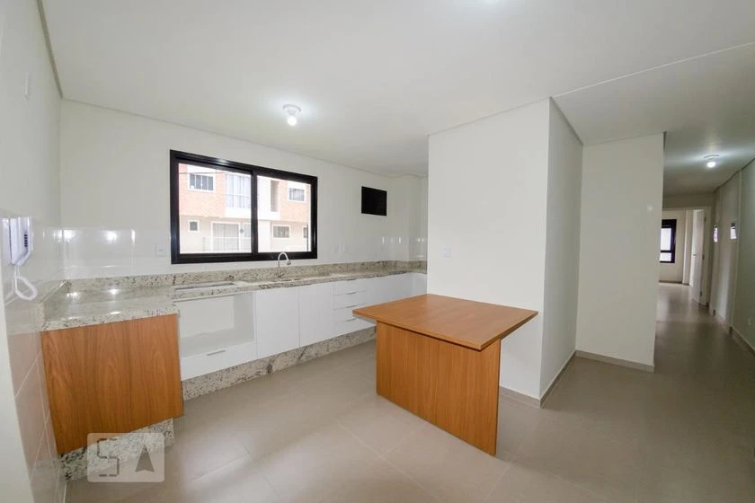 Apartamento sem mobília com 2 quartos, 1 suíte e 2 banheiros
