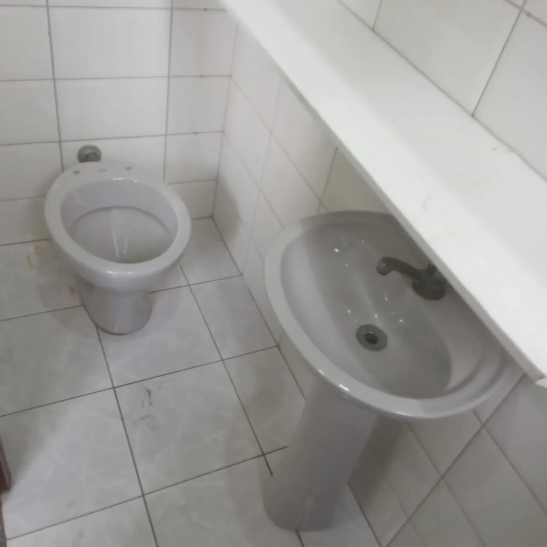 Apartamento com box de vidro no banheiro e 1 vaga — photo 22
