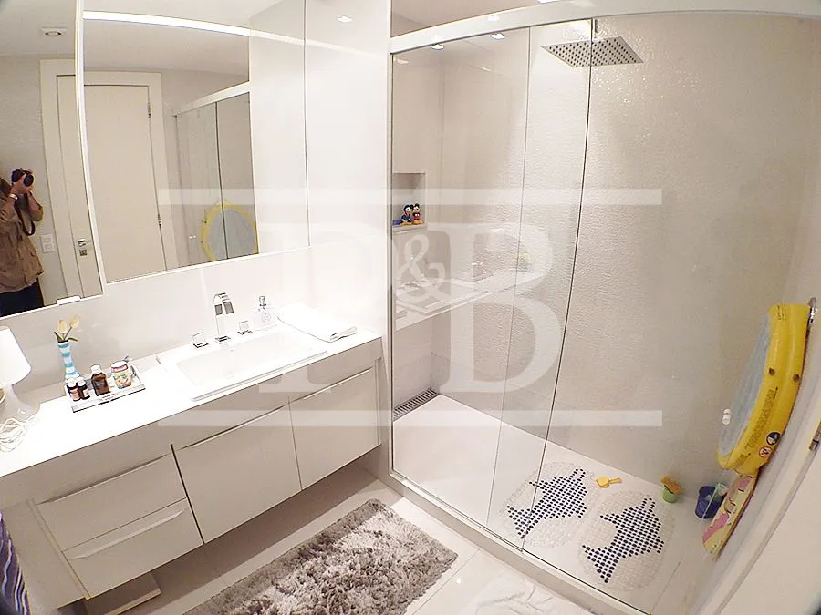 4-bedroom apartment with 319 m² and 4 parking spaces — photo 28