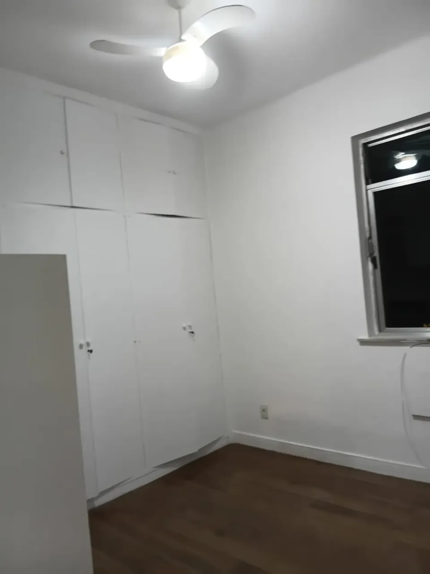 75 m² apartment with a walk-in closet and a home office — photo 15