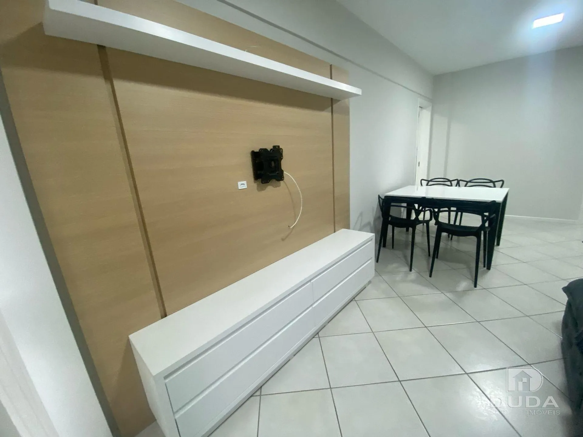3-bedroom apartment with a home office — photo 22