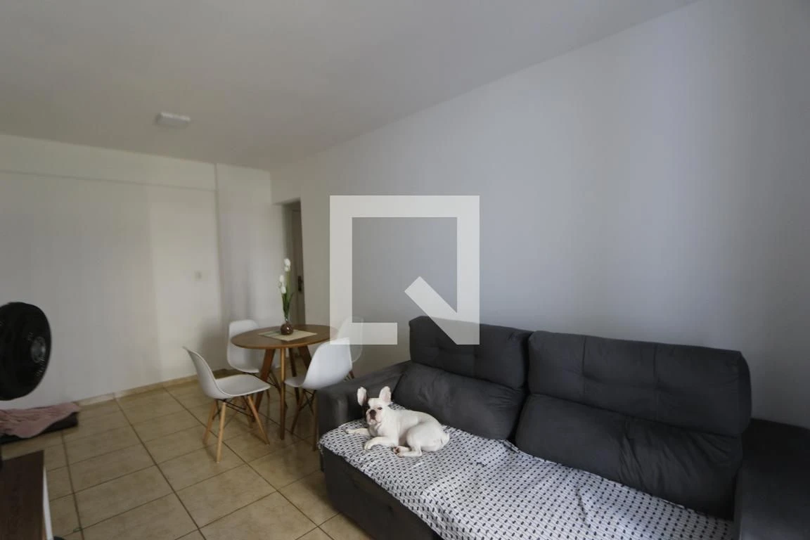 Apartamento mobiliado de 2 quartos em condomínio com piscina — photo 4