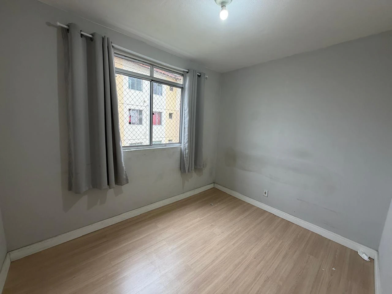 Apartamento com piso de madeira ou laminado, Ganchinho — photo 7