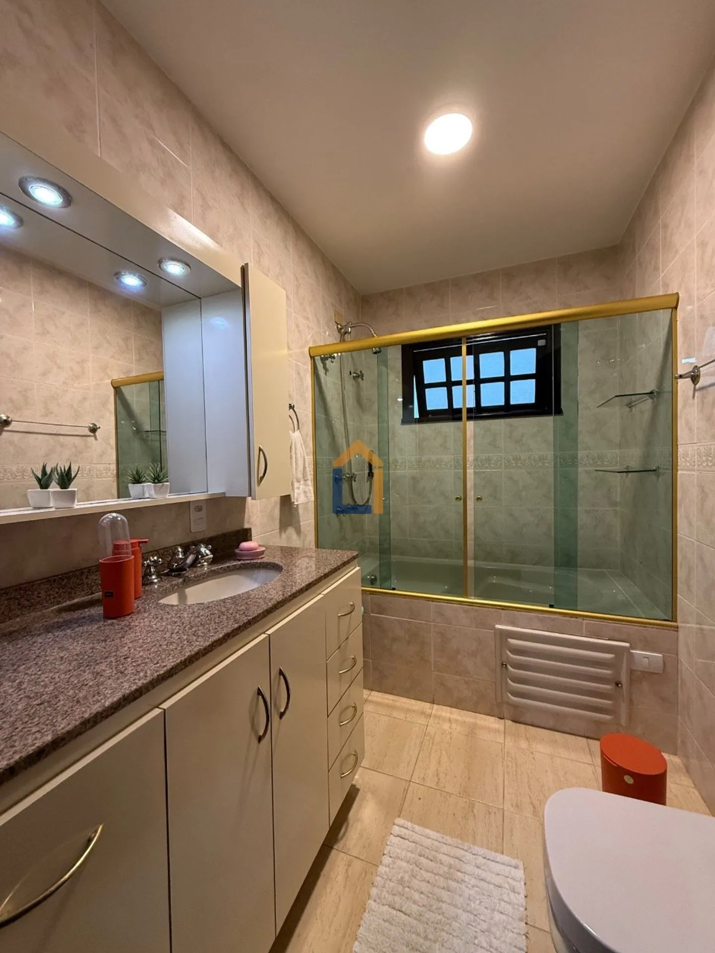 3-bedroom house with a home office — photo 7