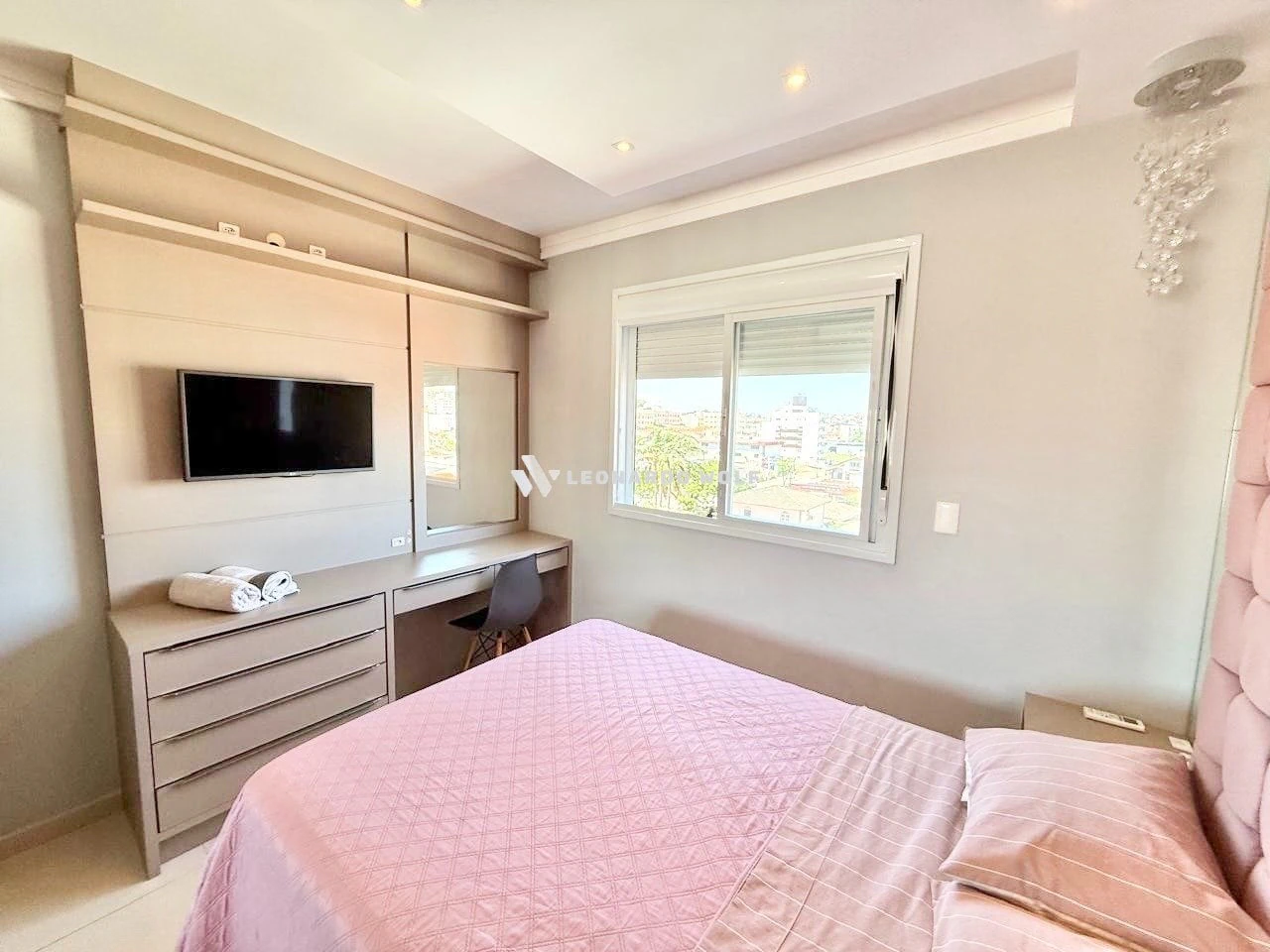 Квартира 143 м² з балконом із грилем та заскленим балконом — photo 27