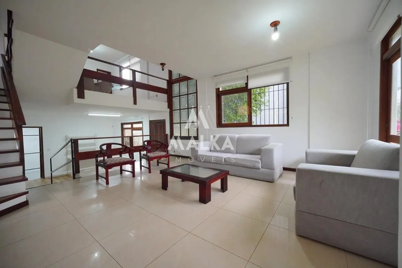 180 m² house with a mountain view and a home office — photo 43