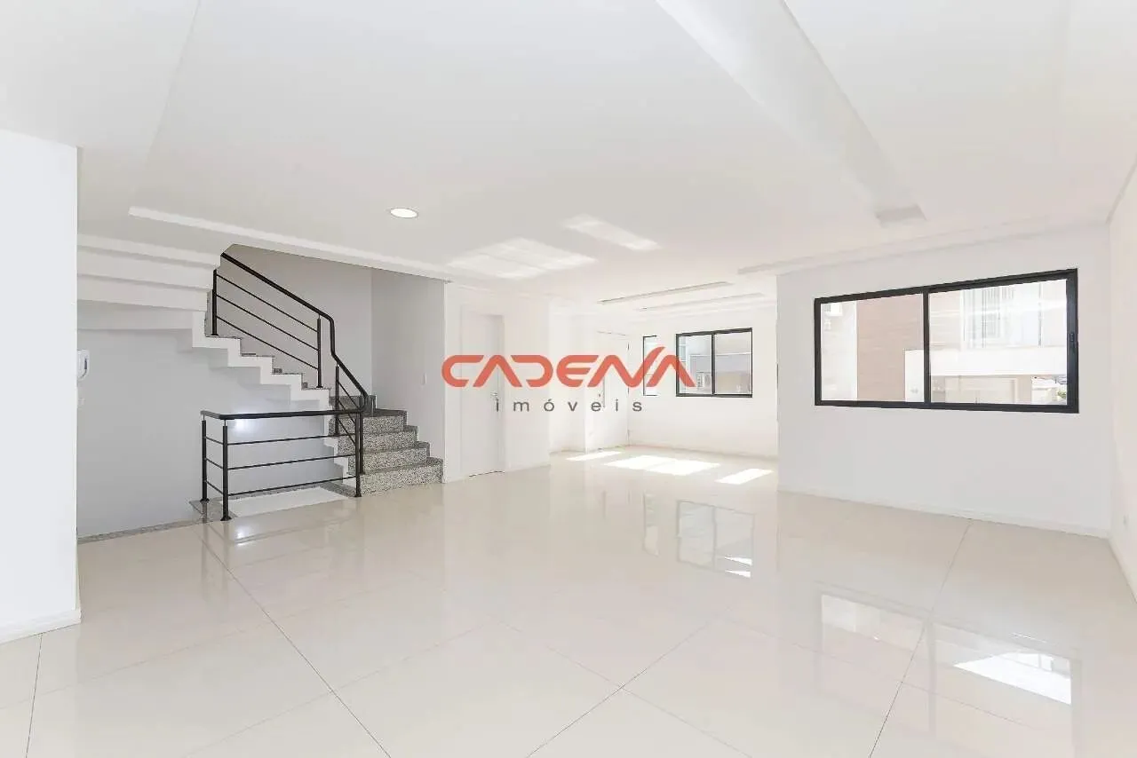 314 m² house with 4 bedrooms and 4 parking spaces — photo 2