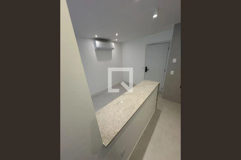 Apartamento de 2 quartos com máquina de lavar — photo 4