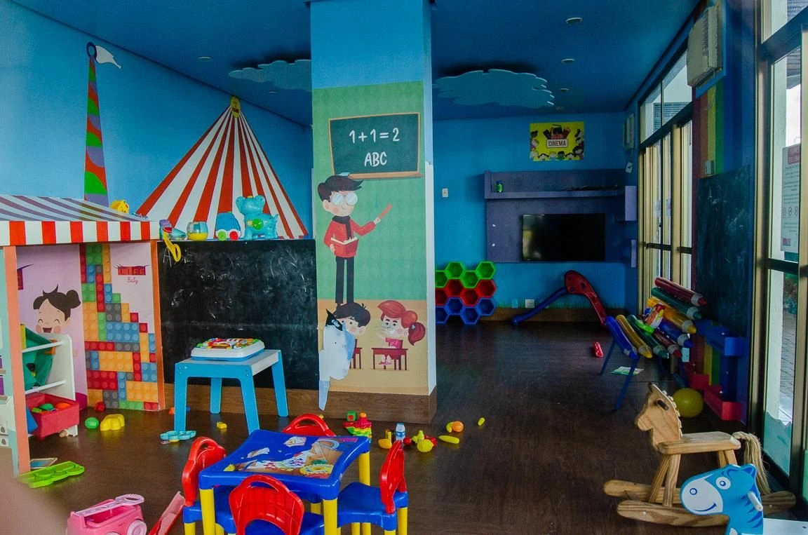 2-bedroom apartment with a home office — photo 51