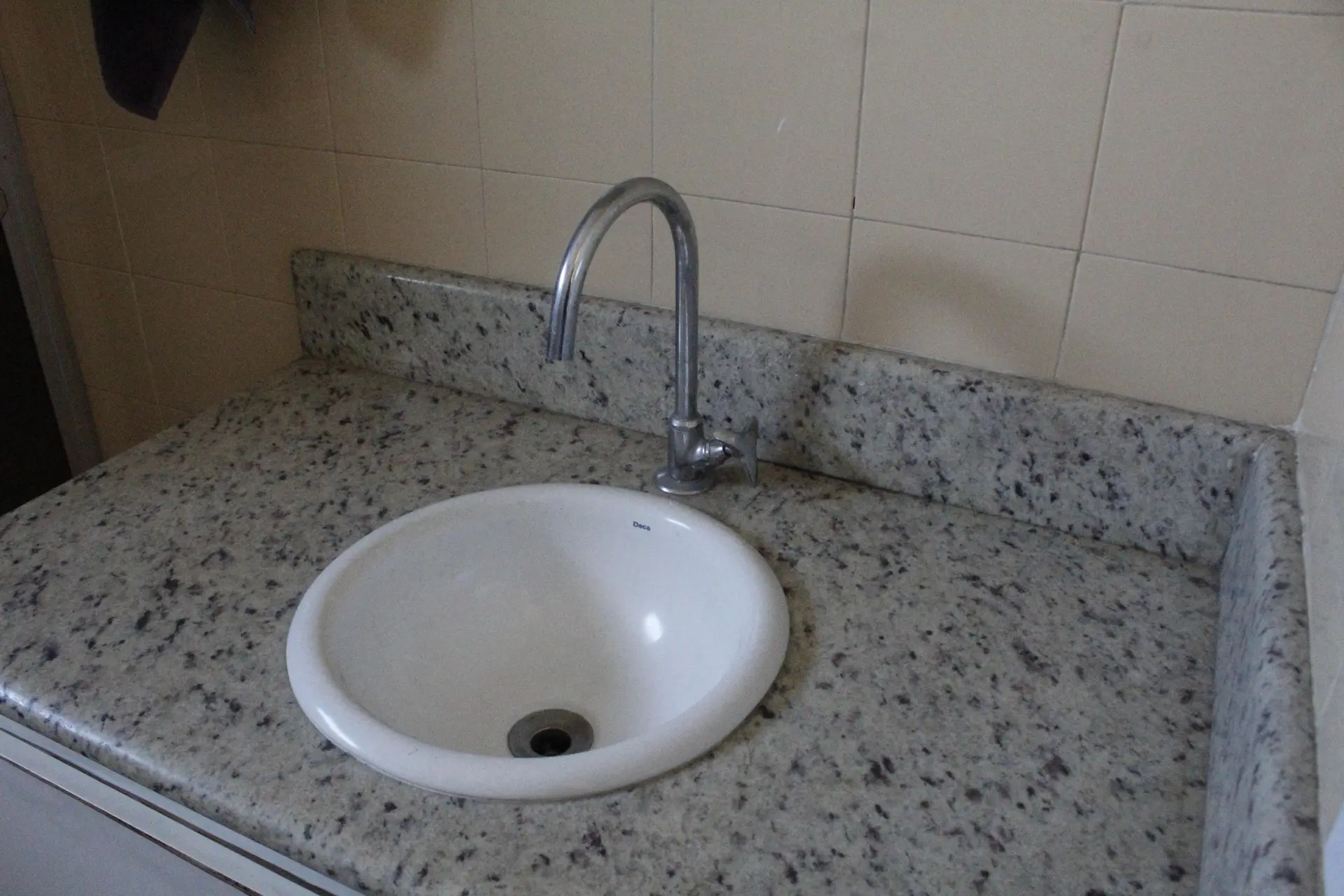 Rental apartment with 4 bedrooms and a balcony — photo 22