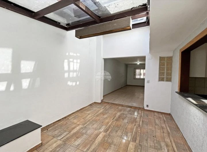 3-bedroom house with 220 m² and 2 parking spaces — photo 7