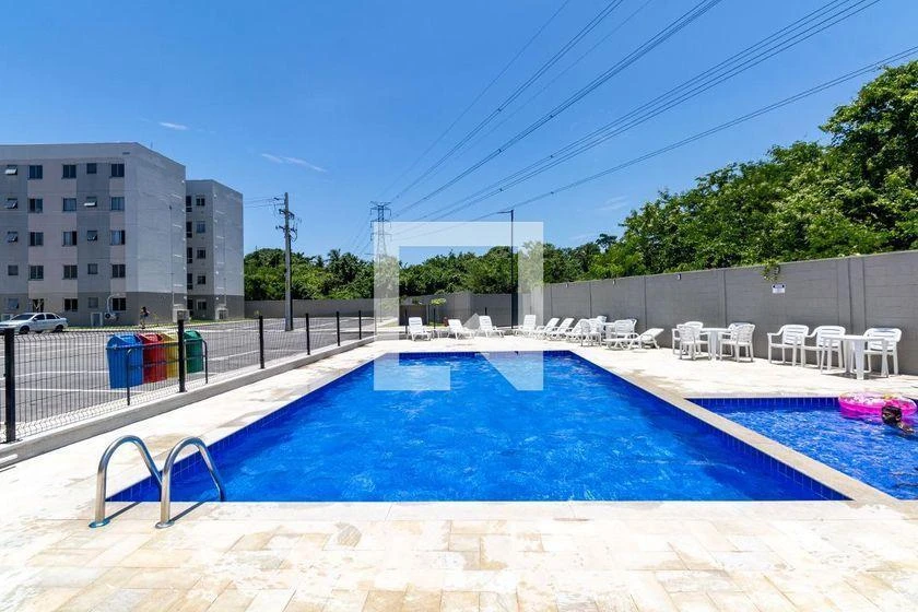 Apartamento de 2 quartos em condomínio com academia — photo 2