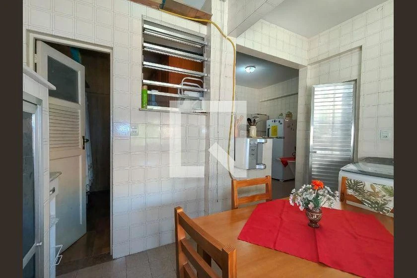 Apartamento com 3 quartos e cozinha fechada — photo 45